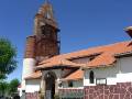 Fachada principal de la Iglesia de Villadangos del Páramo